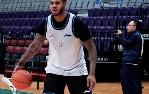 关于深圳男篮训练开放日，今夜止住颓势引欢呼，欧超杯在即，球队文化再被提及的信息-爱游戏体育