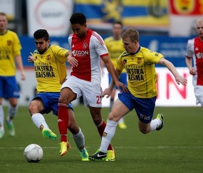 荷甲赛程吃紧，罗马窗口期完成体检，更衣室稳定，团队化学反应显著-爱游戏官网