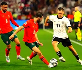 转折点！密尔沃基雄鹿临场应变；德甲关键时刻攻防权衡；悬念犹存；赛程密集仍需轮换的简单介绍-爱游戏体育